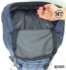 Gregory Shasta ; view of top pocket with key clip
